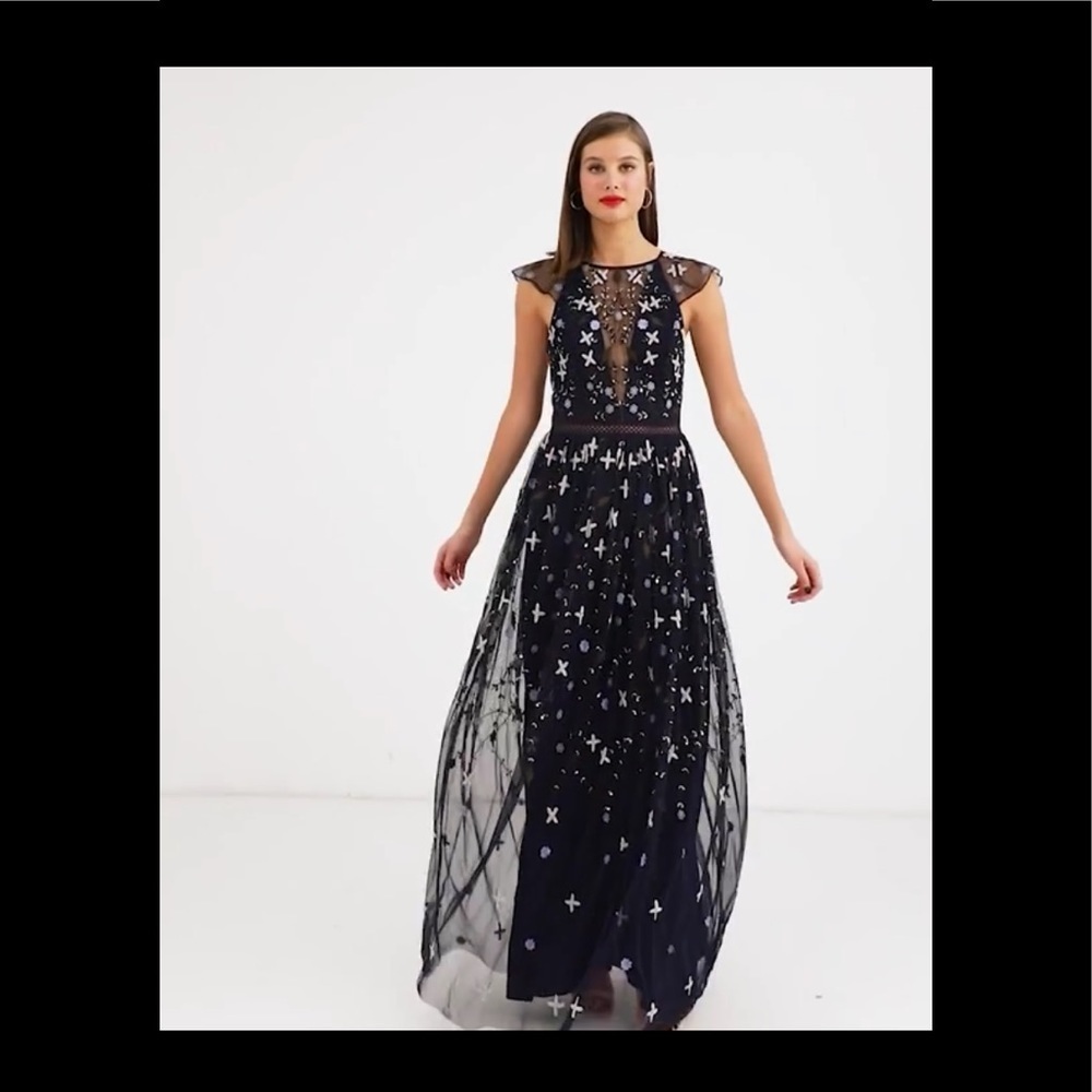 Tall pretty embroidered floral and sequin mesh new no tags
